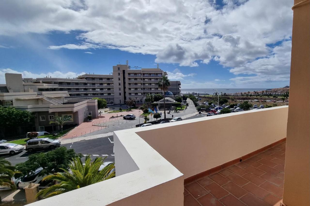 Apartamento Brisas Del Mar Сан Мигел де Абона Екстериор снимка