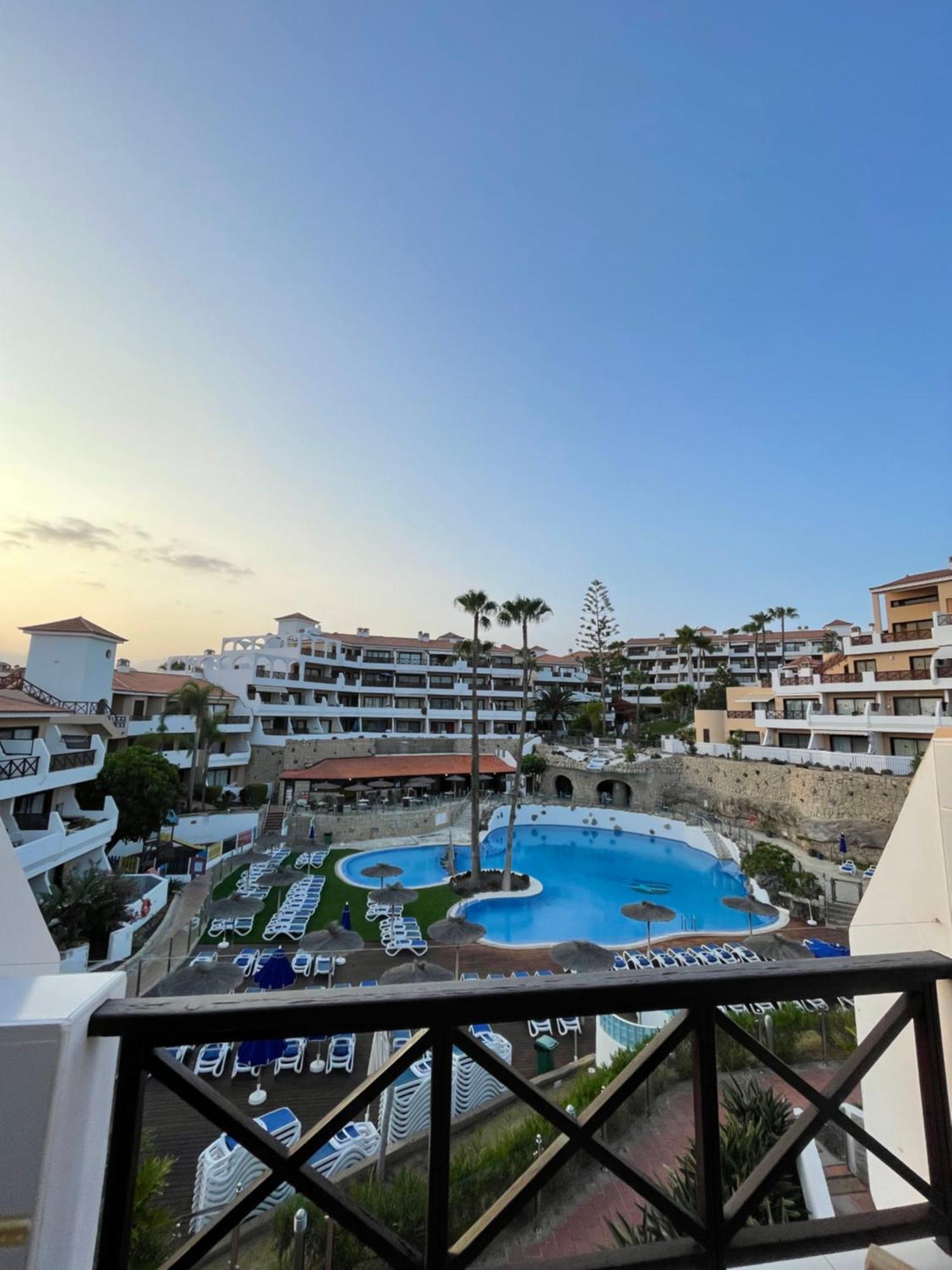 Apartamento Brisas Del Mar Сан Мигел де Абона Екстериор снимка